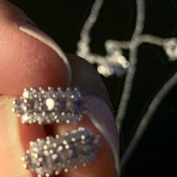 Sapphire Set - Picture 3 of 6